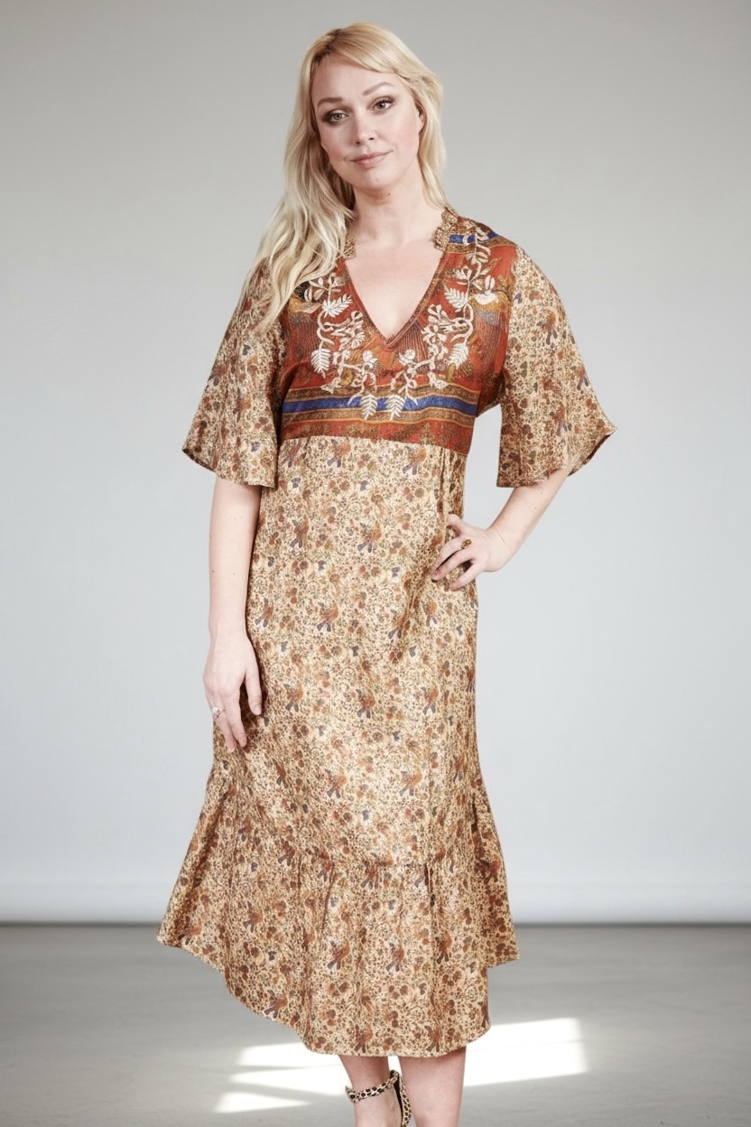 Zaria Silk Print Embroidered Dress 11 Size M/L