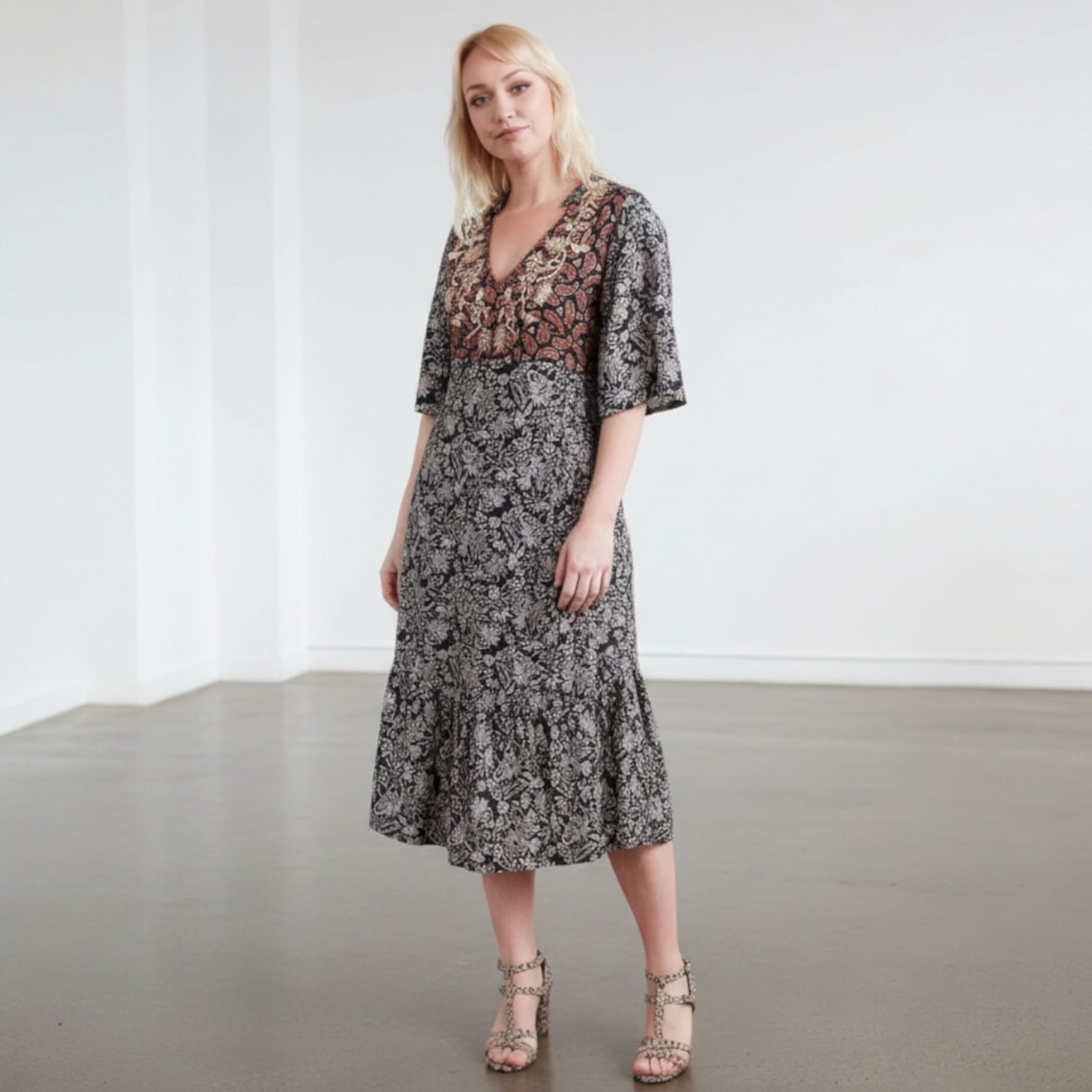 Zaria Silk Print Embroidered Dress 14 Size S/M